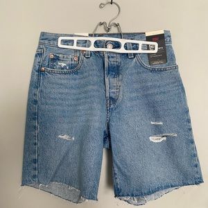 Levi’s denim 90s style shorts